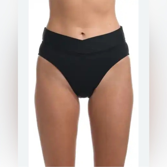 LA BLANCA Island Goddess Crossover Front High Waist Cheeky Bottom Black 16.  NWT - Picture 1 of 9